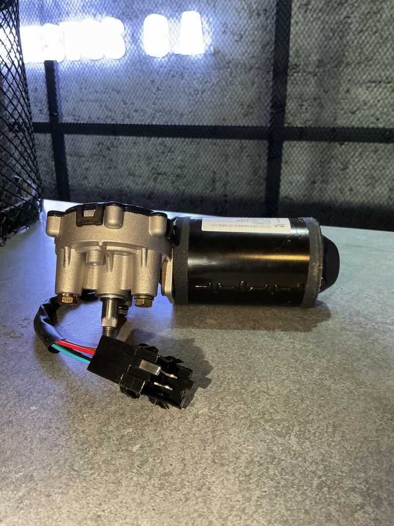 MOTOR LIMPIA PARABRISA 12V CARGO 1721/815 BRASIL