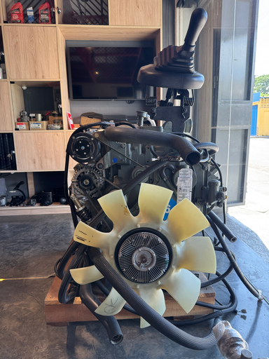 [EC45-6004-AL]  MOTOR COMPLETO CON ACCESORIOS  CARGO 815
