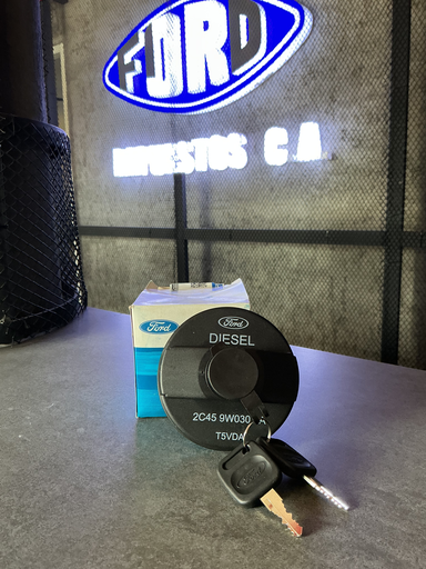 [2C45-9W030-AA] TAPA DE COMBUSTIBLE CARGO 815/1721/2632/4432 ORIG FORD