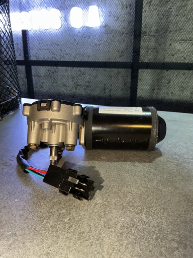 [XC45-17504-BC/GEN1] MOTOR LIMPIA PARABRISA 12V CARGO 1721/815 BRASIL
